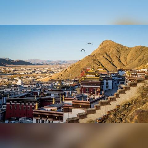拉萨户外品牌，探索高原之巅的时尚之旅