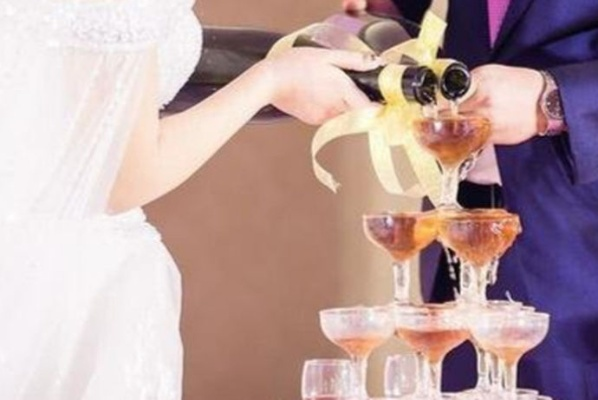 婚宴选酒指南，如何用白酒提升婚礼仪式感