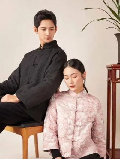 国潮新风尚，男士旗袍品牌命名与穿搭指南，老祖宗的衣裳也能穿出高级感