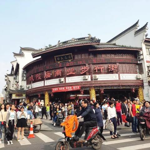 宁波小零食地图，从老字号到网红爆款，带你吃遍海曙区的烟火滋味！