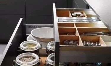 厨柜收纳五金品牌全解析，选对五金，厨房焕然一新！