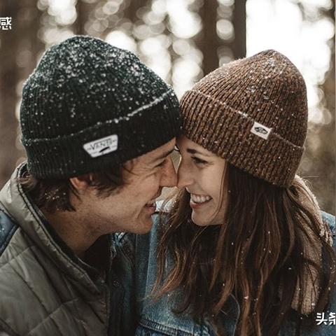 怎么查询我爱人的微信聊天记录 如何查看伴侣微信聊天记录？合法途径与风险提示