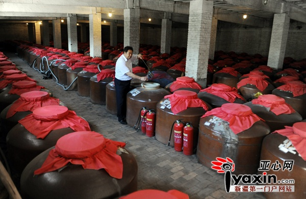 新疆白酒新品牌崛起，本土特色与市场突围之路