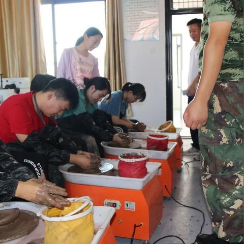 六安学蛋糕西点哪里学？手把手教你选靠谱培训班
