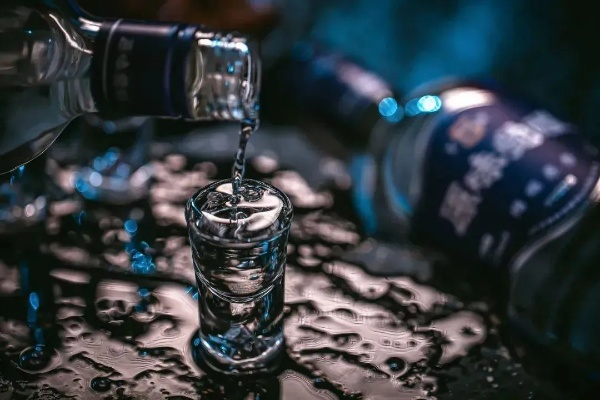 二线白酒品牌避坑指南，这些小众酒款值得喝到上头！