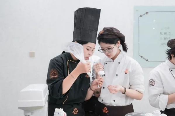 学西点师技术全攻略，从零基础到开店实战的路径指南