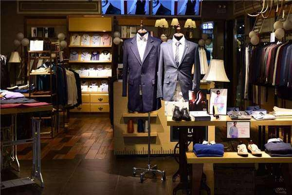 服装厂家直供加盟品牌大全—案例解析与品牌推荐
