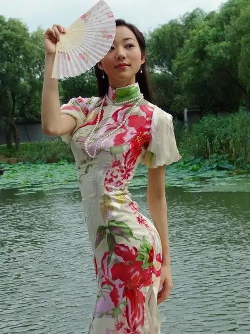 剪标旗袍加厚品牌避坑指南，手把手教你选对秋冬王炸单品