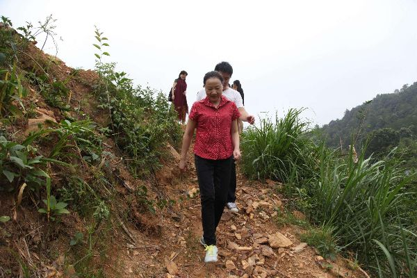 乡村妇女的她力量，从家庭到田野的蜕变之路