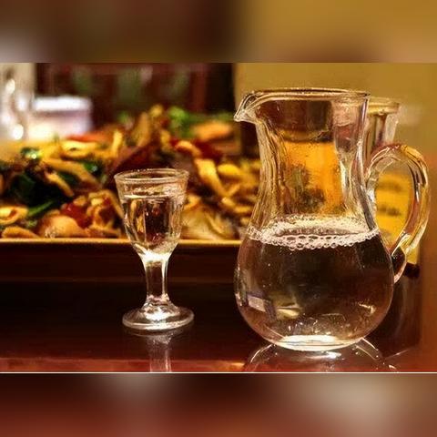 选酒不踩坑！手把手教你从品牌到口感挑出好白酒