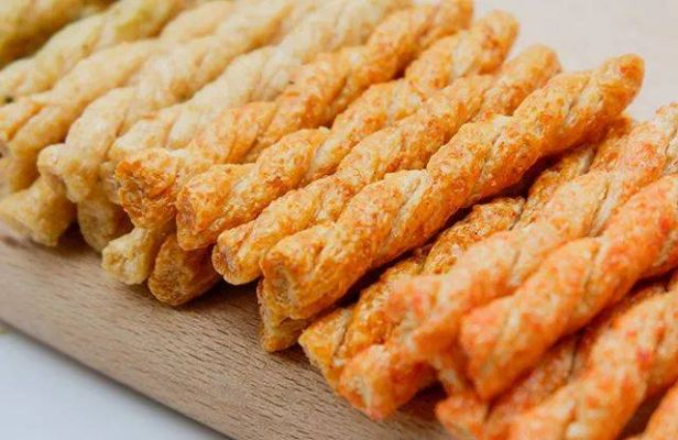 酥到掉渣的零食大比拼，10款让人欲罢不能的酥脆美味推荐