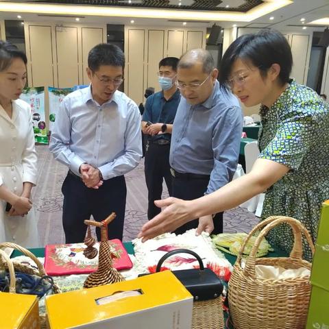 2023果茶界黑马全解析，10大品牌红黑榜+避坑指南，喝出高颜值好口感