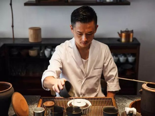茶堂茶叶品牌深度解析，为什么说它才是年轻人手中的茶界爱马仕？