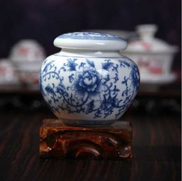 日本陶瓷茶罐子的百年传承与现代美学，这些品牌让你爱不释手