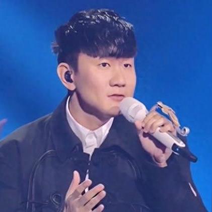 在线查开房记录的真相与风险，合法途径、常见骗局及真实案例解析