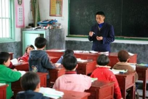 开州在编乡村教师待遇究竟如何？揭秘薪资、福利与真实案例