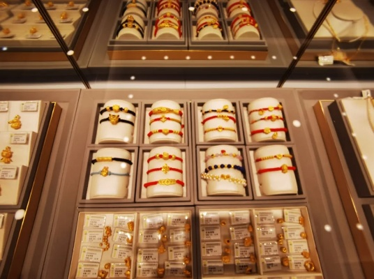 五金工艺+首饰设计，国内五金品牌店铺的逆袭之路