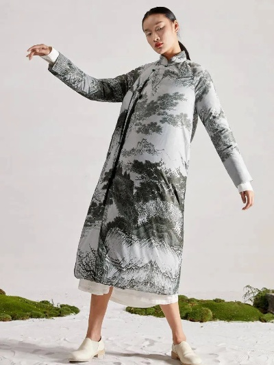 国潮回潮！揭秘女士旗袍棉衣服装品牌如何穿出东方美学新风尚
