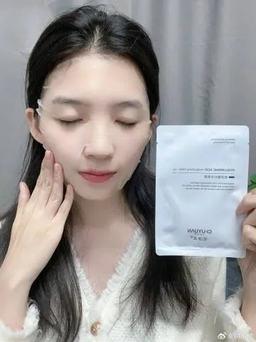 补水面膜品牌大比拼！这10款让我脸蛋喝饱水的真实体验
