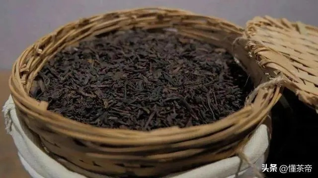 六堡茶选购全攻略，如何辨别优质品牌？这份指南帮你避坑