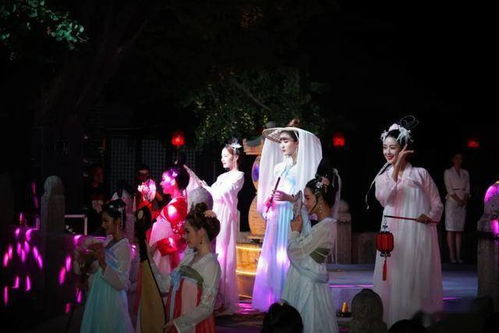 国潮新风尚！亲子汉服品牌如何用童趣旗袍打开千亿市场？