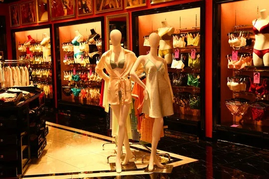 女装内衣店加盟品牌推荐—探寻时尚新势力
