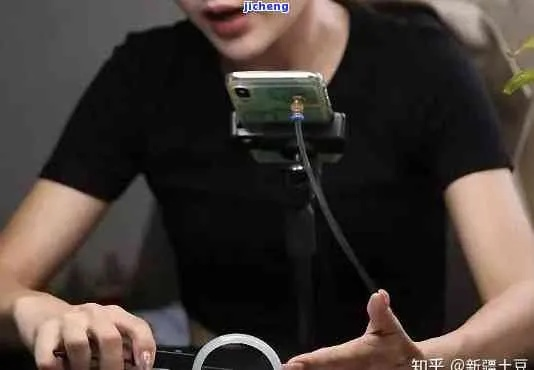 富聊直播真实体验，高收入真的能带火直播间吗？