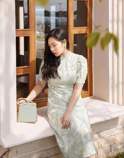 弹力旗袍大码品牌推荐，穿出曲线美，大码女孩也能自信出街！