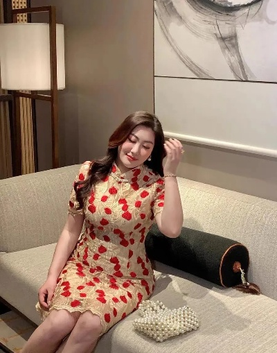 弹力旗袍大码品牌推荐，穿出曲线美，大码女孩也能自信出街！