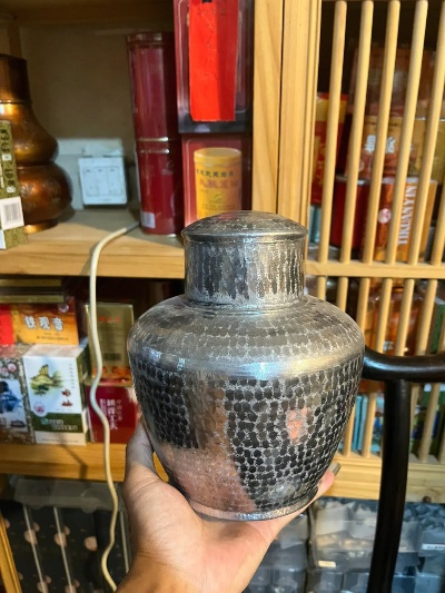 老北京手艺新传承，纯锡茶叶罐的守护与新生