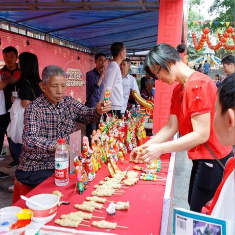 海派旗袍品牌排行榜，传统与时尚的碰撞，这些老字号和新兴品牌谁更值得买？