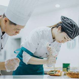 学做西点有哪些好地方？手把手教你选对烘焙学校