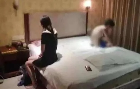 怎么查女友的酒店记录？这样做真的合适吗？