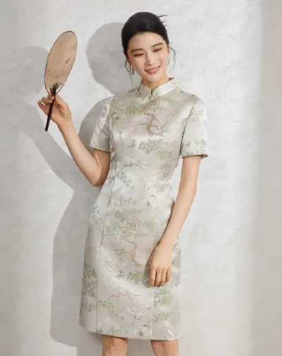国潮新风尚，2024年女士旗袍推荐品牌全攻略