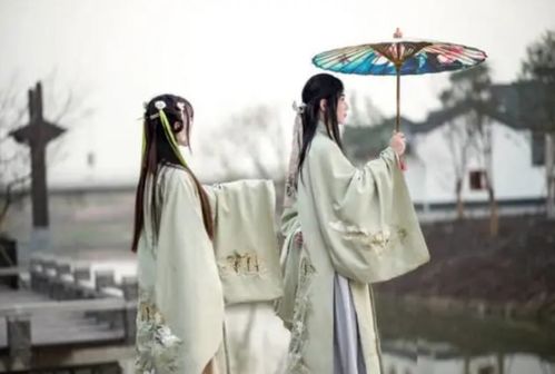 唐装汉服旗袍实体店，国潮崛起下的商业密码与消费者画像