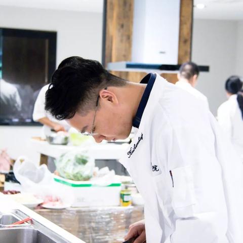 西点师培训全攻略，从零基础到开店，这些地方最适合新手