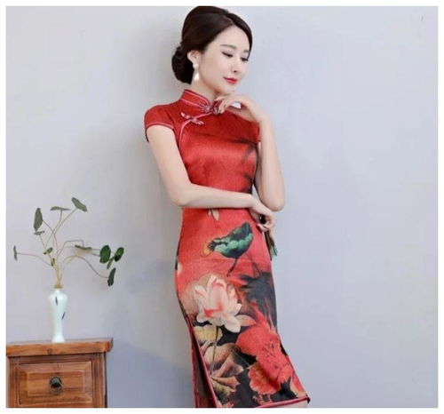 花扣旗袍推荐品牌大解析，古典美学与时尚设计的完美碰撞