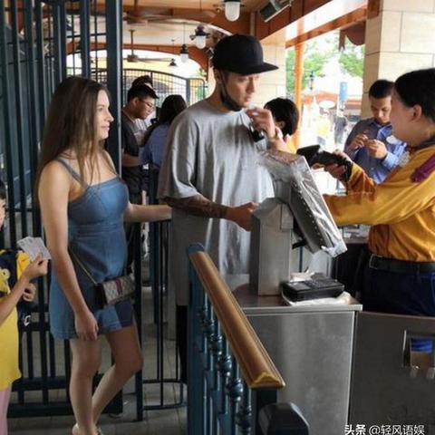 如何查看女友微信聊天记录