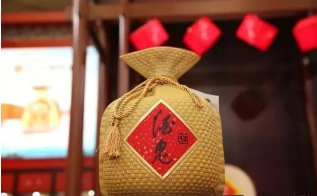 草头白酒推荐全攻略，老酒鬼私藏的5大品牌+避坑指南