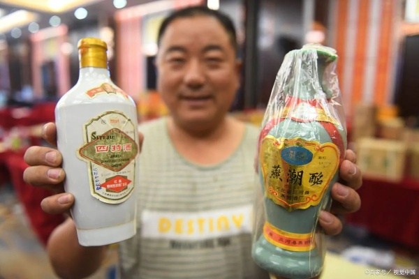 草头白酒推荐全攻略，老酒鬼私藏的5大品牌+避坑指南