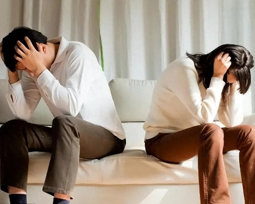 关于夫妻隐私沟通的合法建议与情感修复指南
