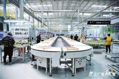 南康造车记，从家具之都到汽车新势力的发展之路