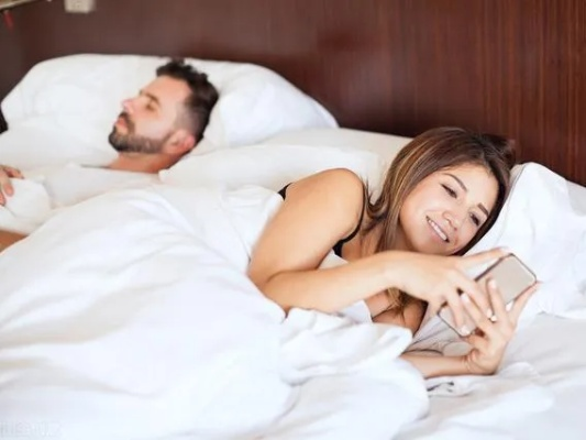 如何查询丈夫在外开房记录？这5种方法+避坑指南