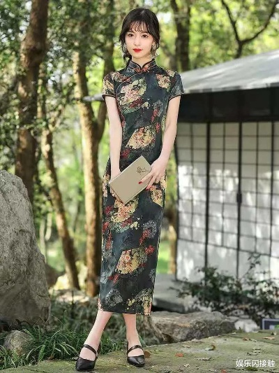 张家界旗袍穿搭指南，在山水之间绽放东方美学