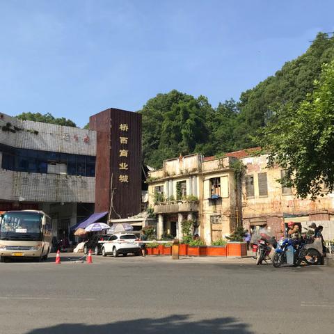 窗户五金把手品牌全解析，从选购技巧到品牌对比，手把手教你选对门面担当