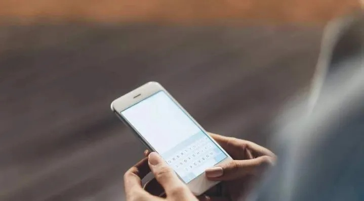 如何找回老公手机里的短信？这5种方法亲测有效！