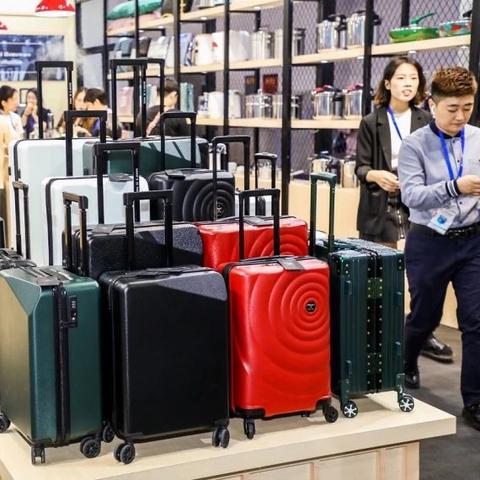 电脑配件赠品品牌全解析，如何用小礼品提升购物体验？