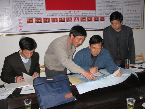 青山乡村医生待遇解析，收入、挑战与未来