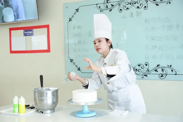 太原西点烘焙培训全攻略，从零基础到职业发展，这些地方值得你重点关注！