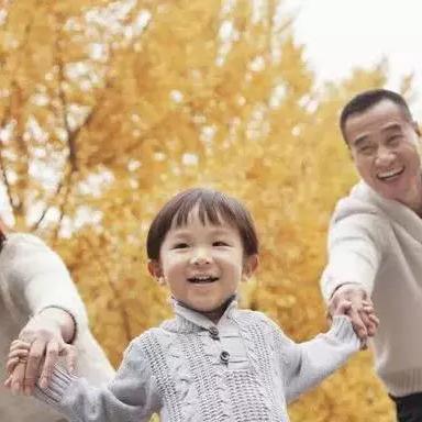 户外品牌施—探索自然，享受生活